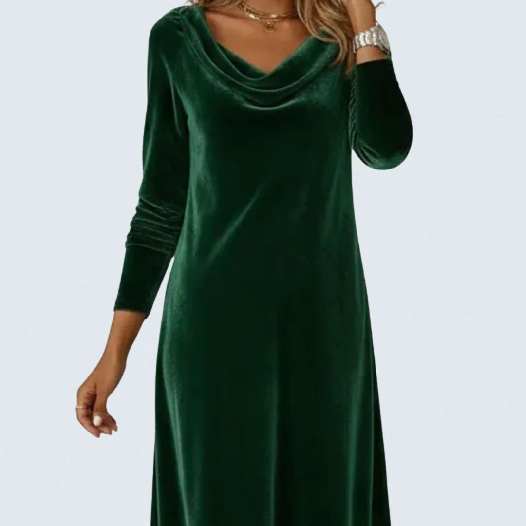 Mackenzie - Loose Fitting Velvet Dress