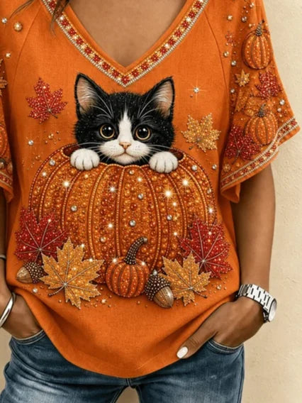 Cora cat pumpkin v neck t-shirt in orange, detail view