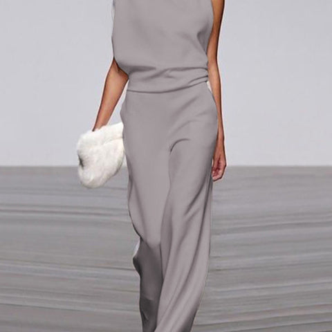 Jenna - Style and Comfort in One Look