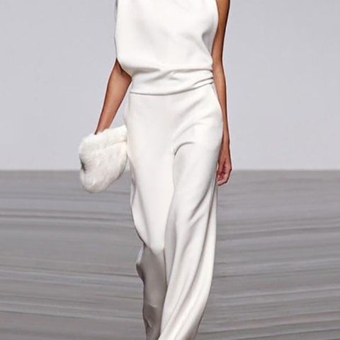 Jenna - Style and Comfort in One Look