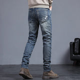 Corey | Tapered Jeans with Subtle Wash