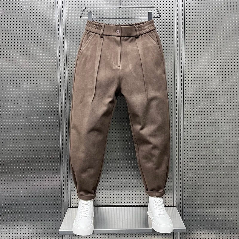 Judd men's textured pleated tapered pants in Coffee, view 7