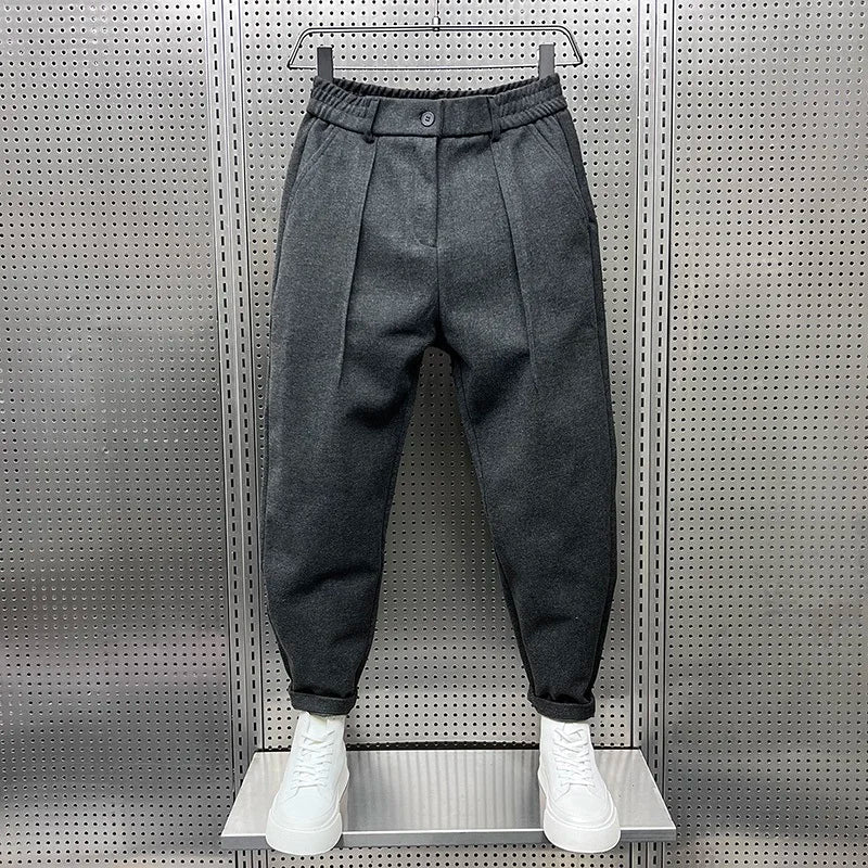 Judd men's textured pleated tapered pants in Gray, front view