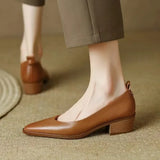 Julie Classic Pumps