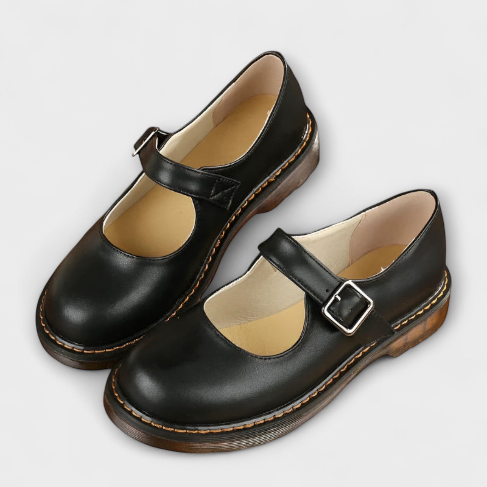 Darla classic buckle Mary Jane shoes in Black, view 4