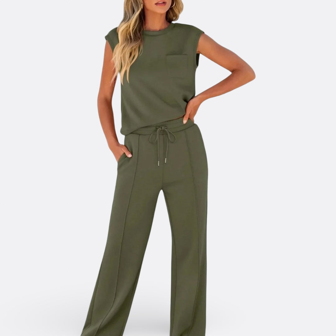 Wendy - Casual Set in Soft Lounge Fabric